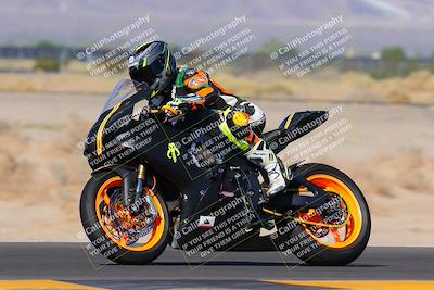 media/Oct-09-2022-SoCal Trackdays (Sun) [[95640aeeb6]]/Turn 3 (930am)/